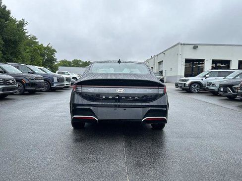 New 2026 Hyundai Sonata SEL FWD image 3