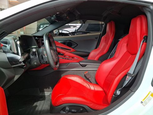 Used 2026 Chevrolet Corvette Z06 w/ Stealth Interior Trim Package RWD image 14