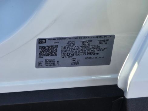 New 2026 Chevrolet Equinox LT w/ Convenience Package II FWD image 30