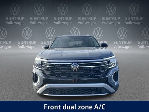 New 2025 Volkswagen Atlas Peak Edition SE image 9