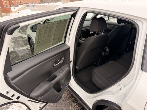 Certified 2026 Honda HR-V Sport image 11