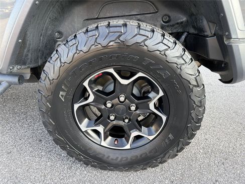 Used 2020 Jeep Wrangler Unlimited Rubicon w/ Quick Order Package 28Y Recon AWD/4WD image 18