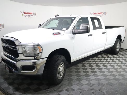 Used 2023 RAM 3500 Tradesman AWD/4WD image 15