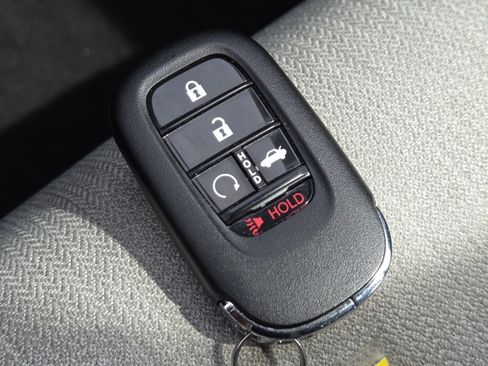 Used 2023 Honda Accord EX image 33