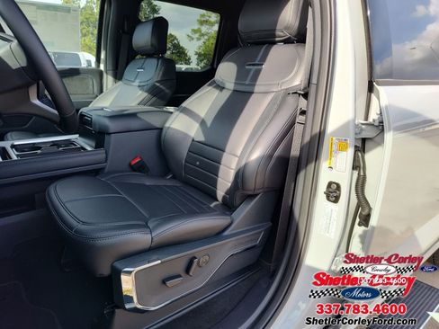 New 2026 Ford F250 Platinum AWD/4WD image 9
