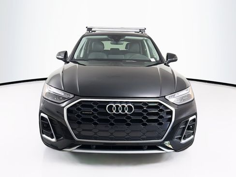 Used 2023 Audi Q5 2.0T Premium w/ Convenience Package AWD/4WD image 2