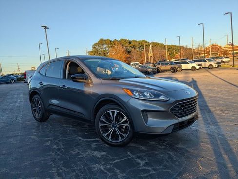 Certified 2022 Ford Escape SE w/ SE Sport Appearance Package image 1