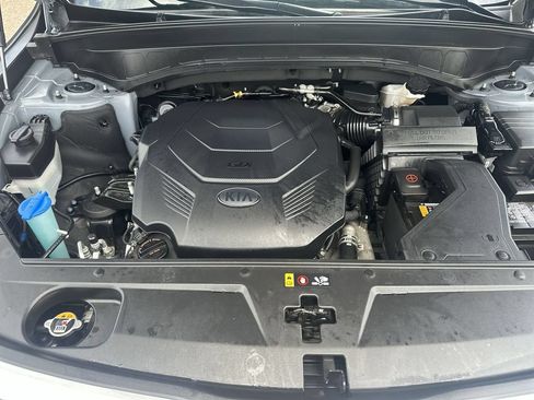 Used 2020 Kia Telluride S w/ S 8 Passenger Seating Package FWD image 33