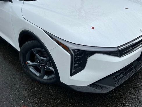 Certified 2025 Kia K4 LXS image 19