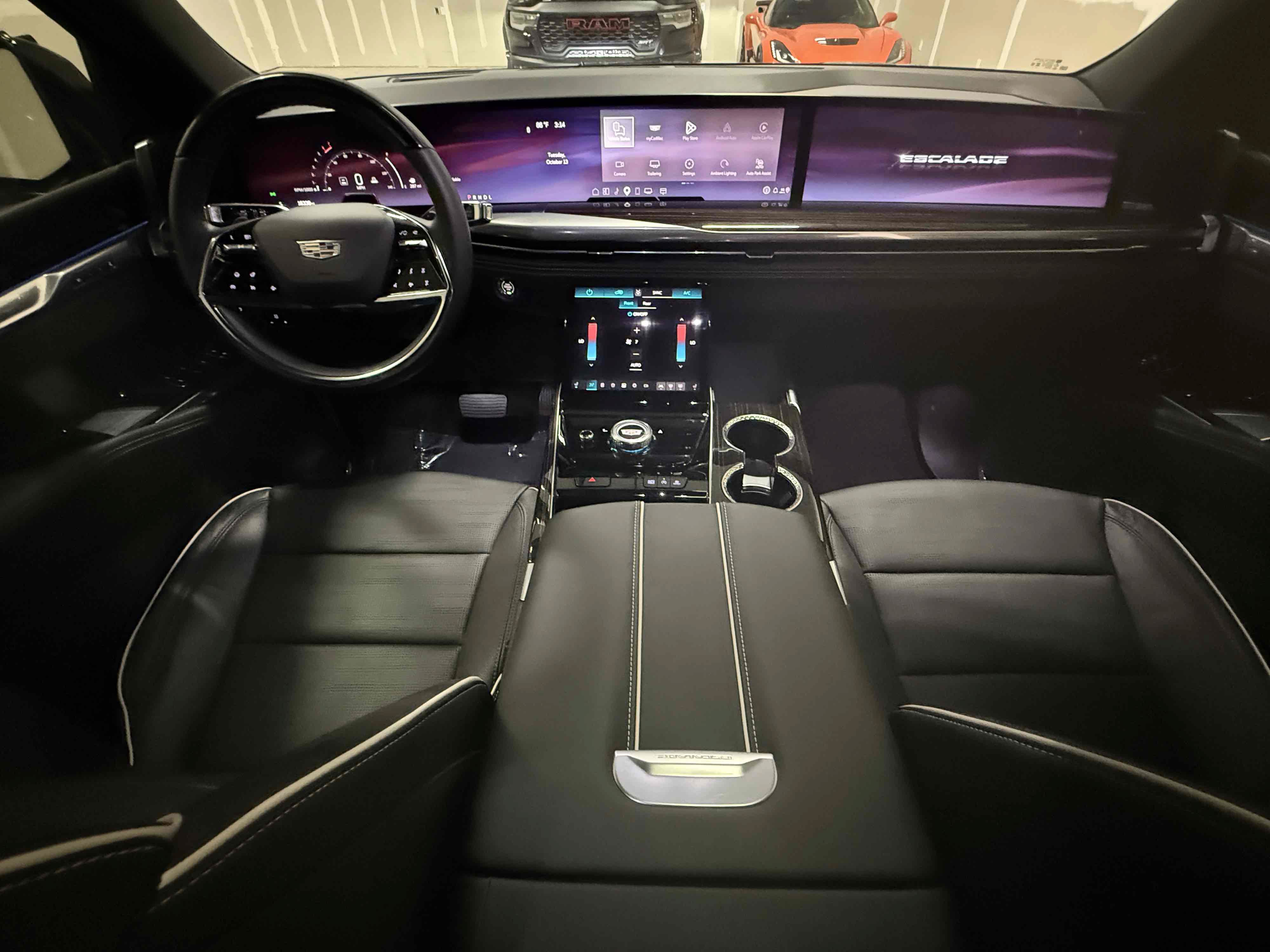 Used 2025 Cadillac Escalade Premium Luxury AWD/4WD image 65