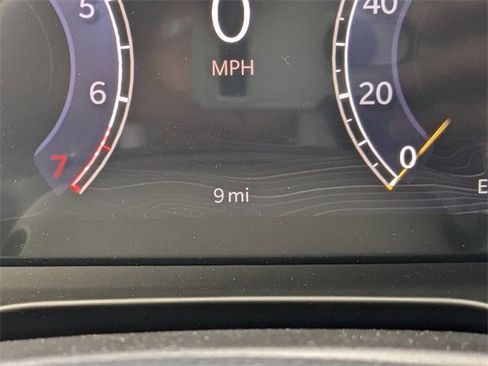 New 2025 Jeep Grand Cherokee Laredo w/ Luxury Tech Group I image 25