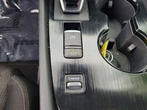 Used 2024 Nissan Rogue SV FWD image 33