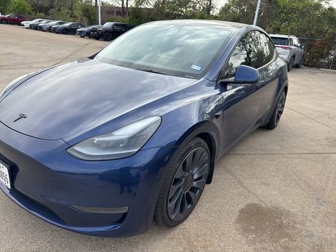 Used 2024 Tesla Model Y Performance image 1