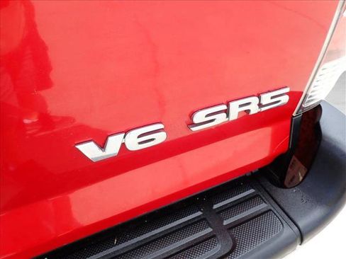 Used 2013 Toyota Tacoma 4x4 Double Cab w/ SR5 Pkg image 3