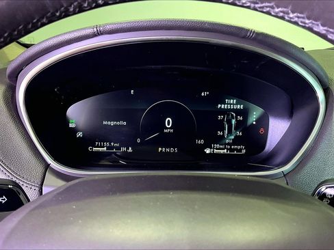 Used 2019 Lincoln Nautilus Reserve FWD image 14