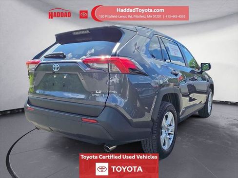 Certified 2021 Toyota RAV4 LE AWD/4WD image 6