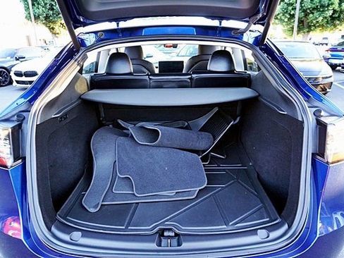 Used 2023 Tesla Model Y Long Range image 13