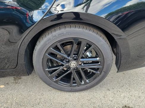 Used 2026 Toyota Camry SE w/ Convenience Package image 5