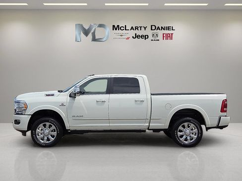 Used 2024 RAM 2500 Limited AWD/4WD image 3