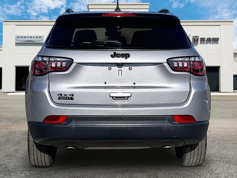 Certified 2023 Jeep Compass Altitude image 4