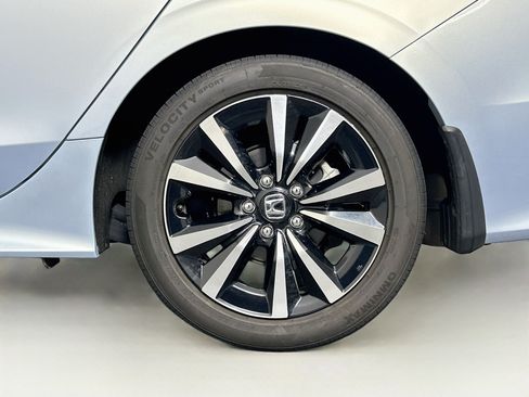 Used 2022 Honda Civic EX image 11