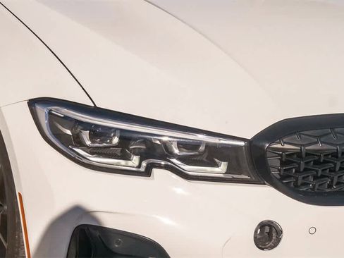 Used 2021 BMW M340i w/ Driving Assistance Package image 4