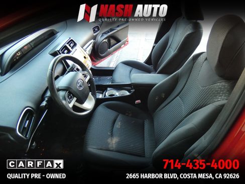 Used 2017 Toyota Prius Three w/ Carpet Mat Package FWD image 50