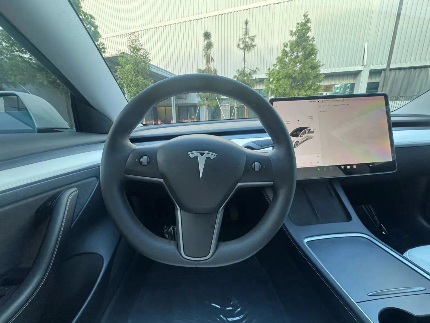 Used 2021 Tesla Model 3 Standard Range Plus RWD image 12
