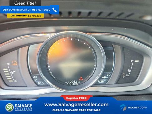 Used 2015 Volvo XC60 T5 Premier w/ Proximity Package FWD image 12