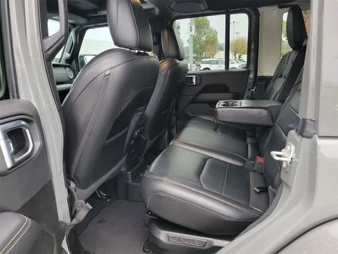 Used 2023 Jeep Wrangler Sahara w/ Cold Weather Group image 11