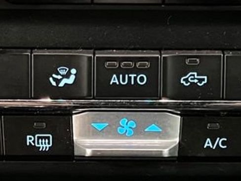 Used 2023 Ford F150 XLT w/ Equipment Group 302A High AWD/4WD image 38