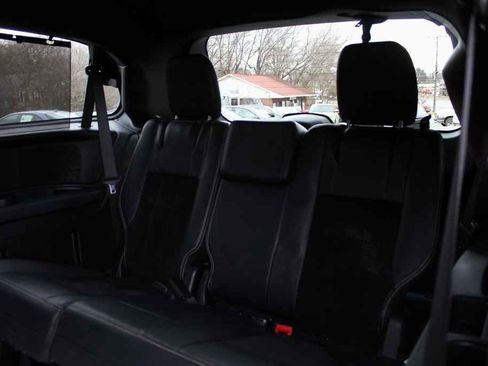 Used 2017 Dodge Grand Caravan SXT w/ Driver Convenience Group image 25