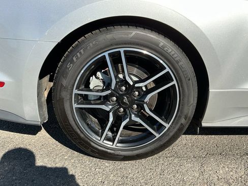 Used 2019 Ford Mustang GT Premium RWD image 8