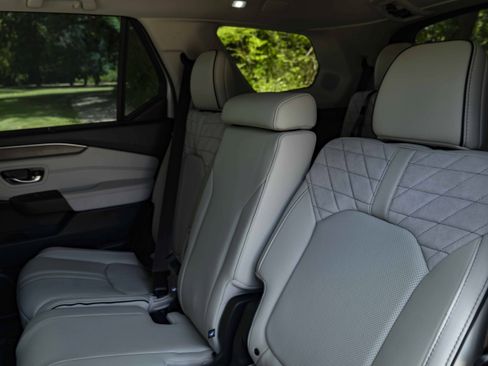Used 2026 Honda Pilot Elite image 18