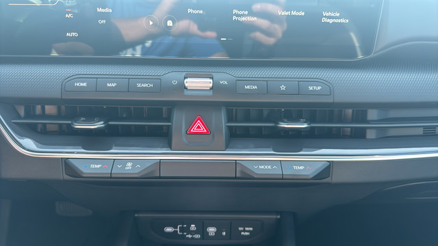 New 2026 Kia K4 GT-Line FWD image 18