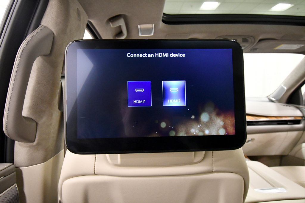 Used 2024 Cadillac Escalade ESV Sport Platinum AWD/4WD image 18