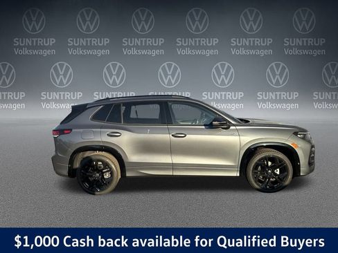 New 2026 Volkswagen Tiguan SE R-Line image 6