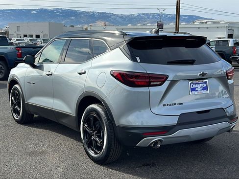 New 2025 Chevrolet Blazer LT w/ Convenience Package AWD/4WD image 7