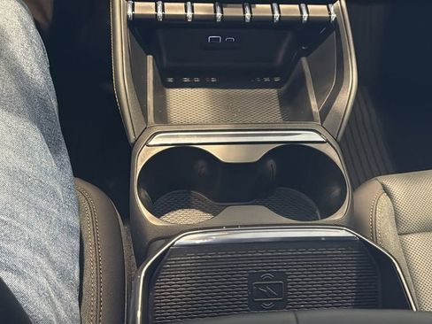 New 2026 GMC Terrain AT4 w/ Convenience Package III image 27