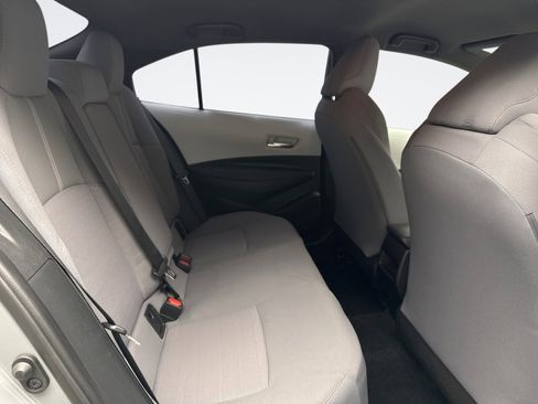 Used 2022 Toyota Corolla SE image 18