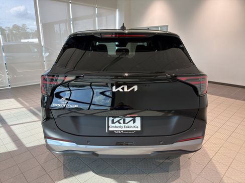 New 2026 Kia Sportage LX image 4