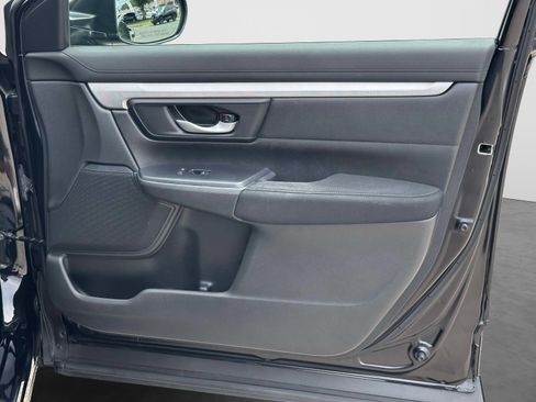 Used 2021 Honda CR-V LX image 9