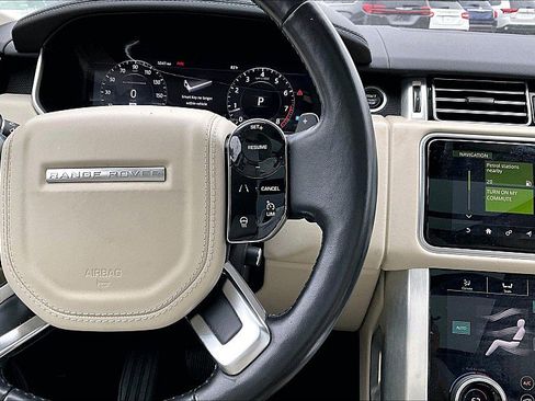Used 2018 Land Rover Range Rover Supercharged AWD/4WD image 18