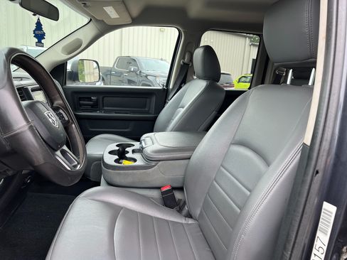 Used 2017 RAM 1500 Tradesman AWD/4WD image 10