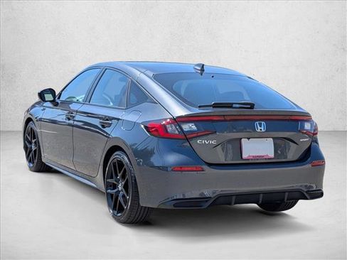 Used 2025 Honda Civic Sport image 8
