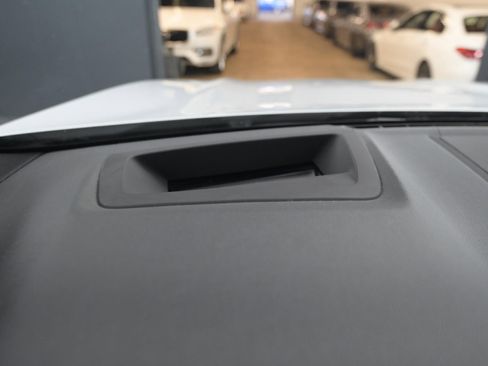 Used 2019 BMW X4 M40i w/ Premium Package image 36