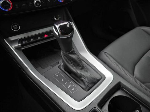 New 2025 Audi Q3 2.0T Premium w/ Convenience Package image 24