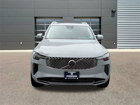 New 2026 Volvo XC90 B6 Plus w/ Protection Package Premier image 2