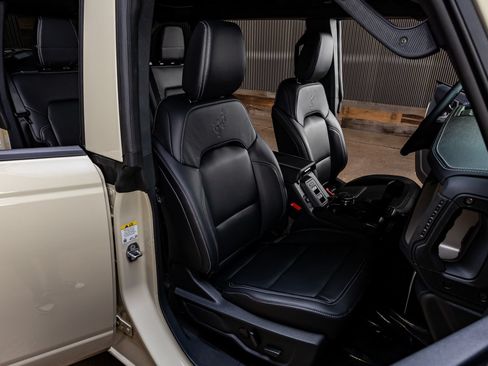 Used 2026 Ford Bronco Outer Banks AWD/4WD image 30