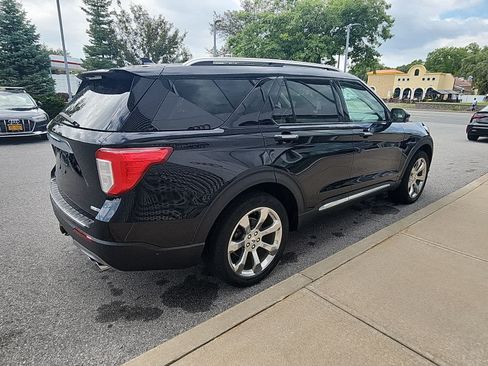 Used 2020 Ford Explorer Platinum w/ Premium Technology Package AWD/4WD image 15